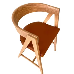 Sgabello da bar Cooper in legno di frassino