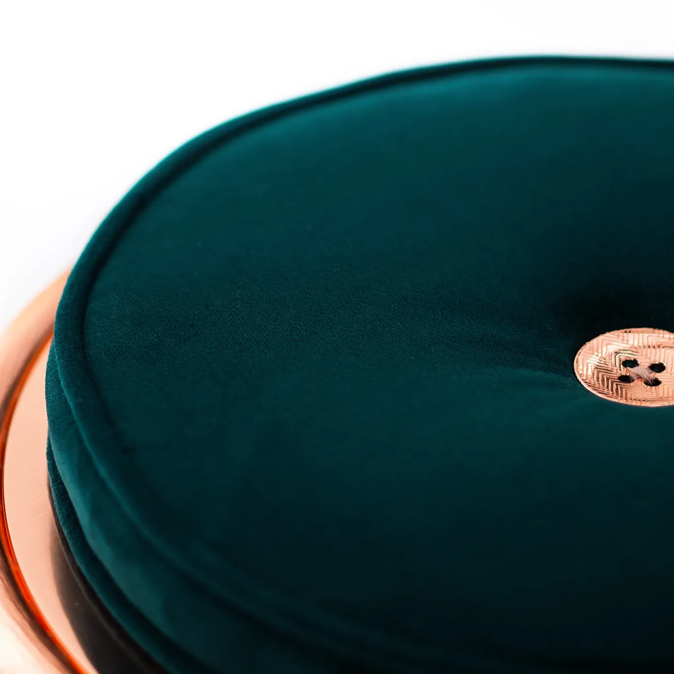 Sgabello Tappo in bronzo di NOOII