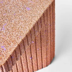 Sgabello Zaccaria arancione di Patricia Urquiola