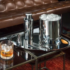 Shaker da cocktail e Jigger Stile