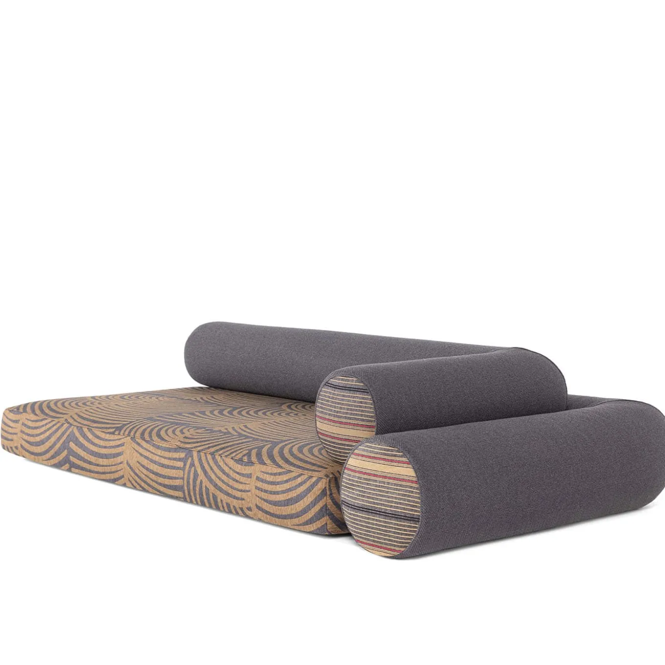 Sistema di sedute a terra Majlis con lato destro