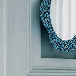 Specchio Settecento verde e azzurro di Alessandro Mendini