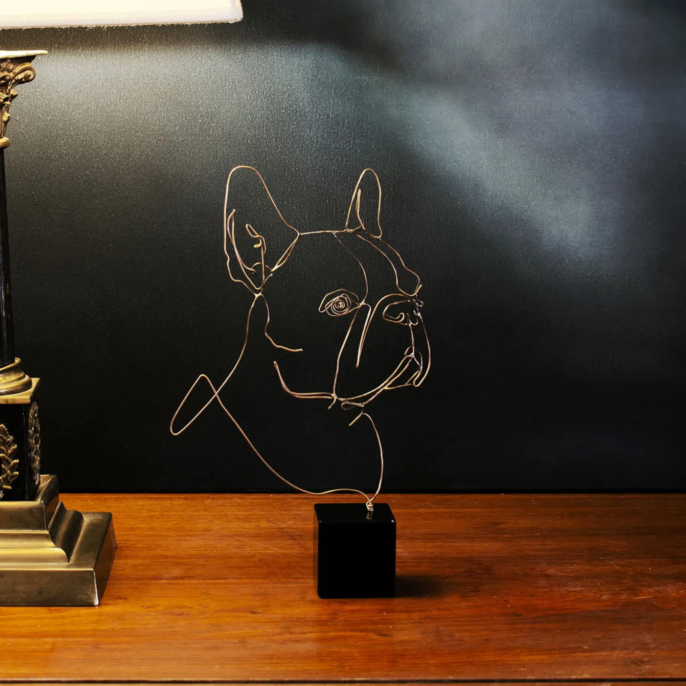 Statuetta in bronzo di cane toro francese