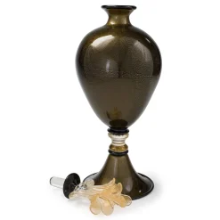 Stmat Vaso con piede in nero e oro 24K con coperchio