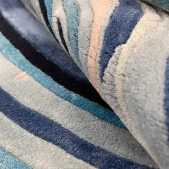 Tappeto Agata in pizzo blu