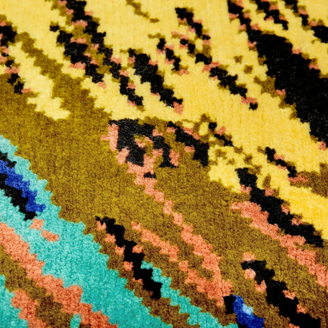 Tappeto in lana Disappearing Spectrum di Clémentine Chambon - Edizione limitata