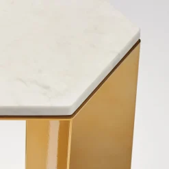Tavolino Alato in oro e marmo bianco di Antonio Saporito