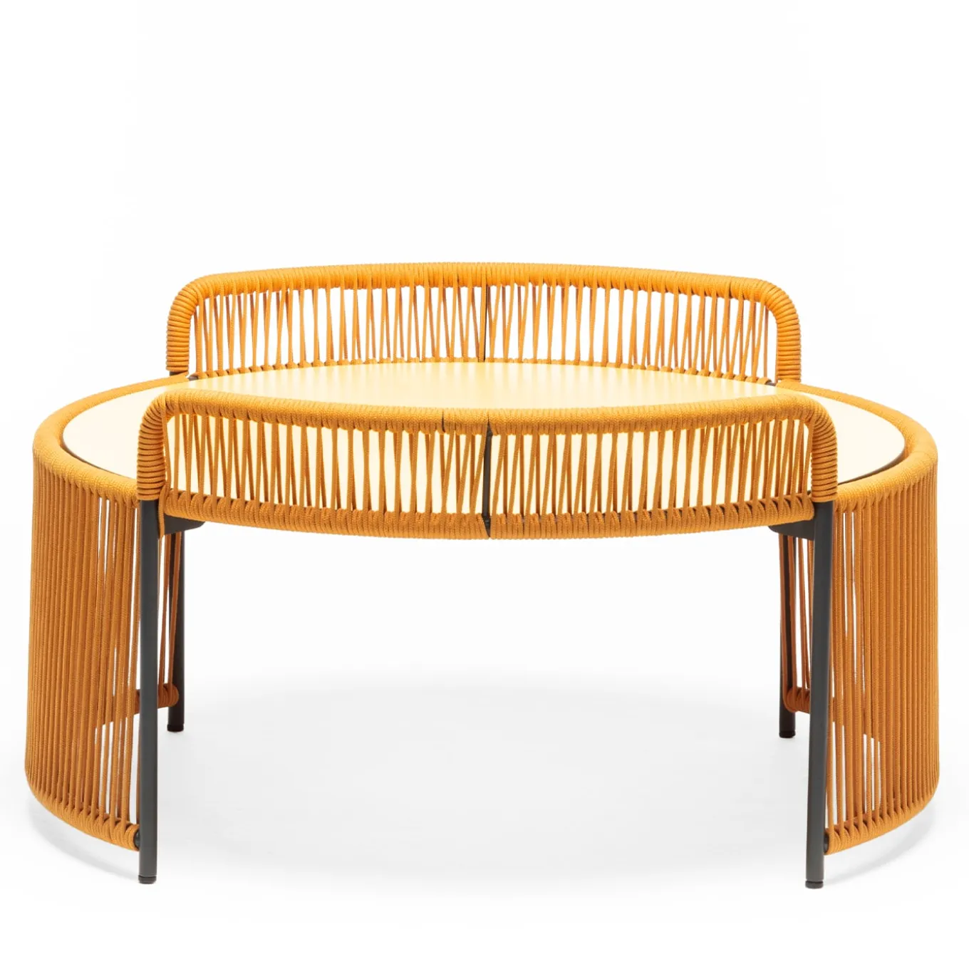 Tavolino giallo rotondo medio Altana di Antonio De Marco