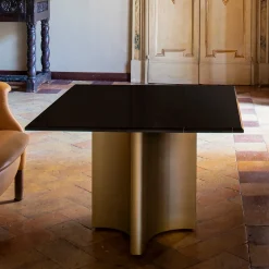 Tavolino in marmo Barso Q Sahara Noir di Paolo Ciacci