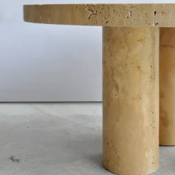Tavolino in travertino beige Cuddle