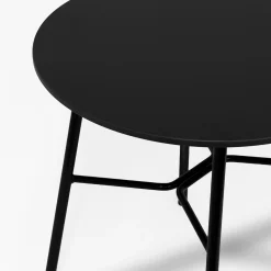 Tavolino Laterale Yuki in Metallo Nero di EP Studio