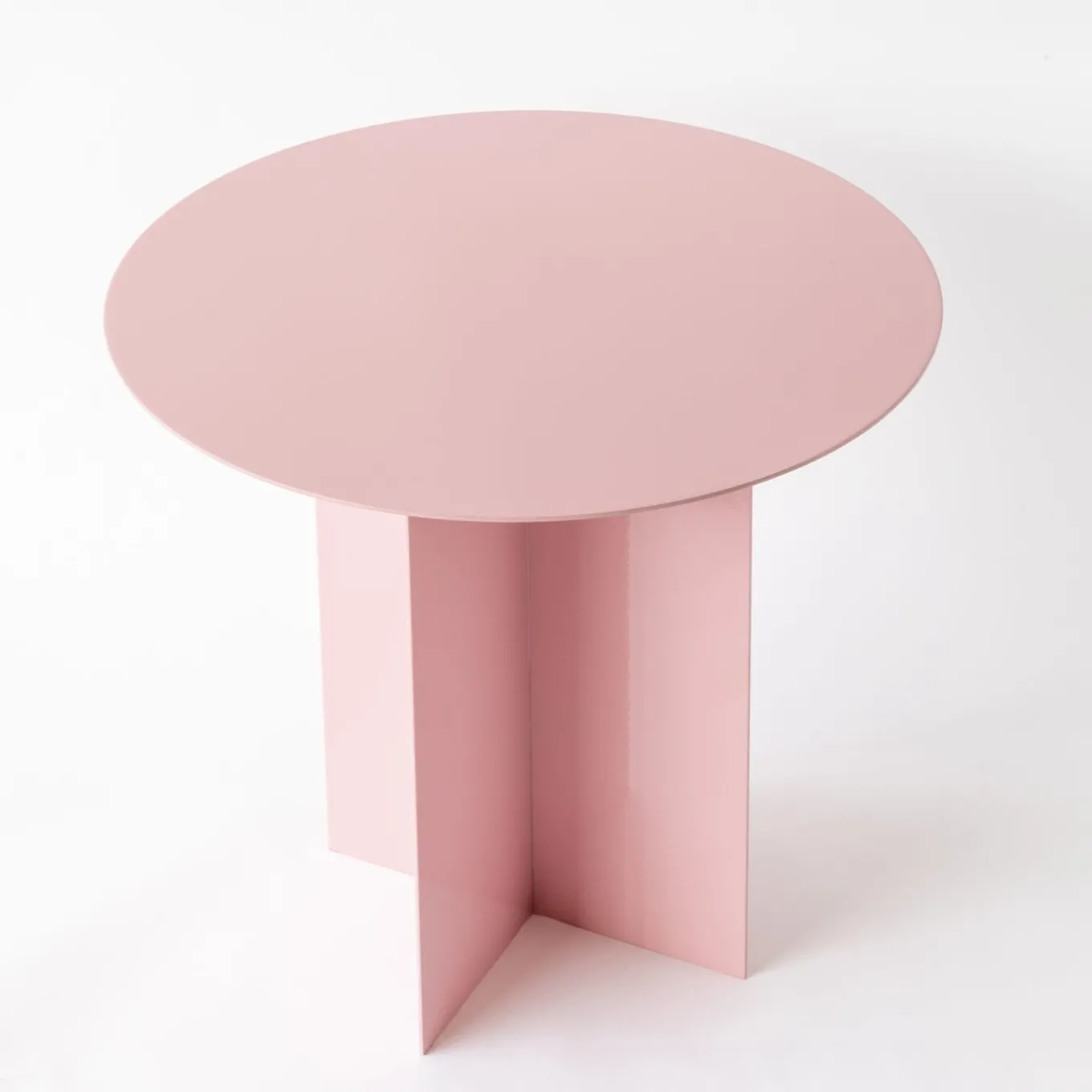 Tavolino rosa Across