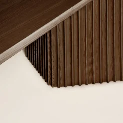 Tavolo Basalto in frassino marrone