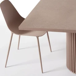 Tavolo Bistro In Alluminio Corkcrete Tortora