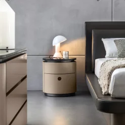 Tavolo da notte Loop con piano in marmo