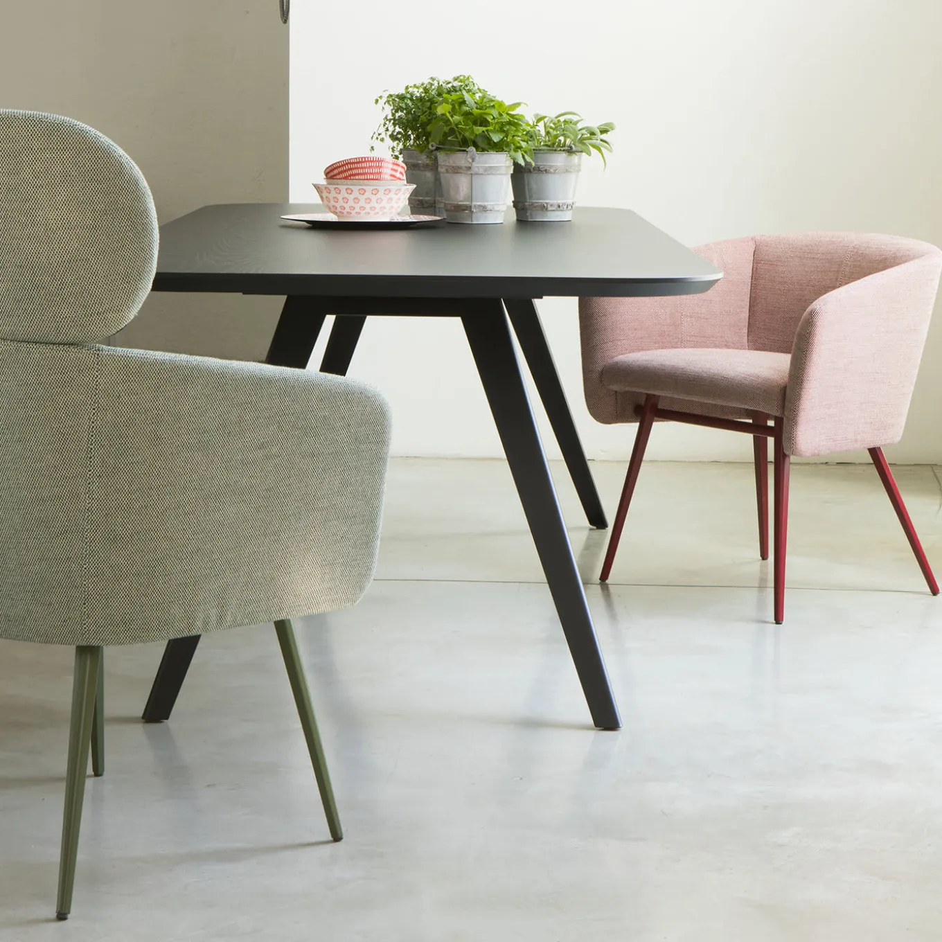 Tavolo da pranzo Aky Met Nero