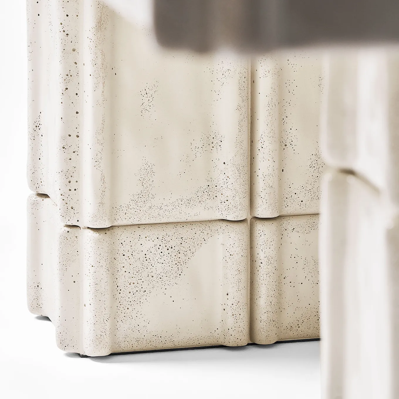 Tavolo da Pranzo Bianco Riva di Patricia Urquiola