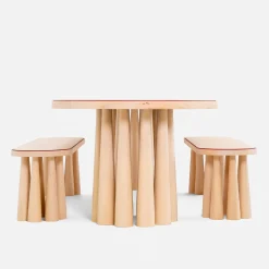 Tavolo da pranzo Bogdan in legno di tiglio