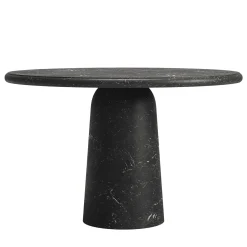 Tavolo da pranzo in marmo Marquinia Nero Nissa di Ivan Colominas