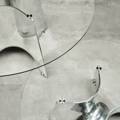 Tavolo da pranzo ovale in vetro Bentz di Jeff Miller