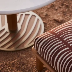 Tavolo da tè bianco sporco Ghaf di Lorenza Bozzoli