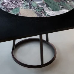 Tavolo nero rettangolare Pantheon di Maarten De Ceulaer