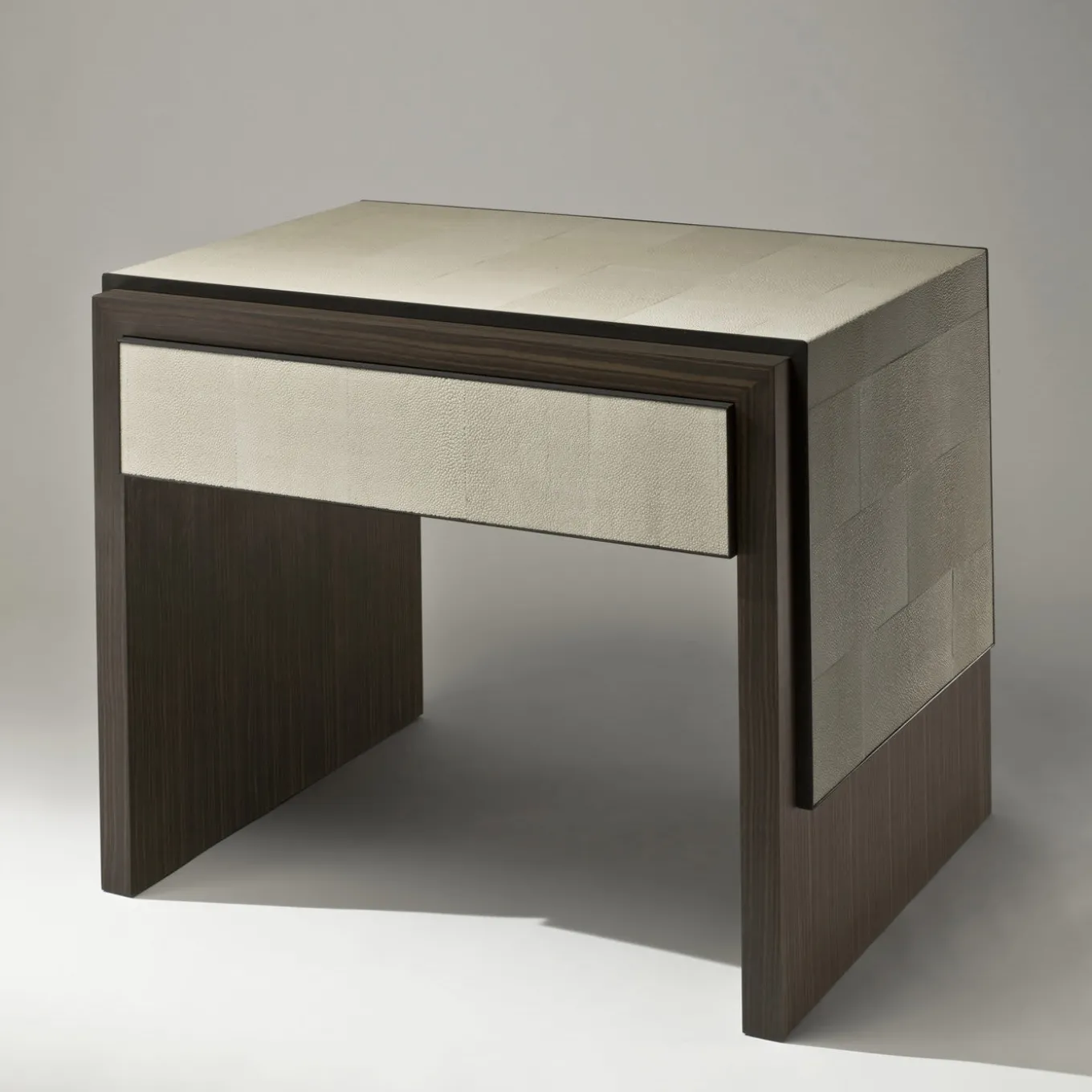 Tavolo piccolo decorato