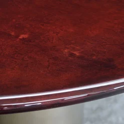 Tavolo rotondo in pelle di capra