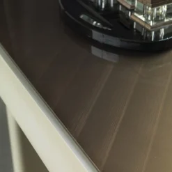 Tavolo Vanity Loop con piano in metallo