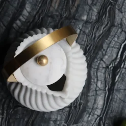 Teiera Victoria di Bethan Gray