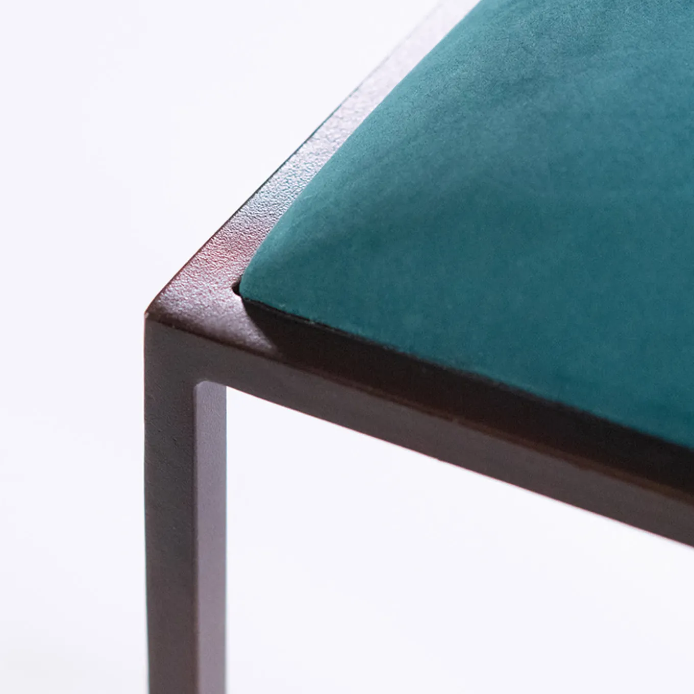 The Simple Bar Stool