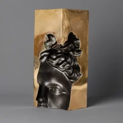 Them Scultura in patina nera e alta lucidatura a specchio