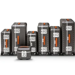 Vanity Bank in grigio acciaio di Marc Sadler