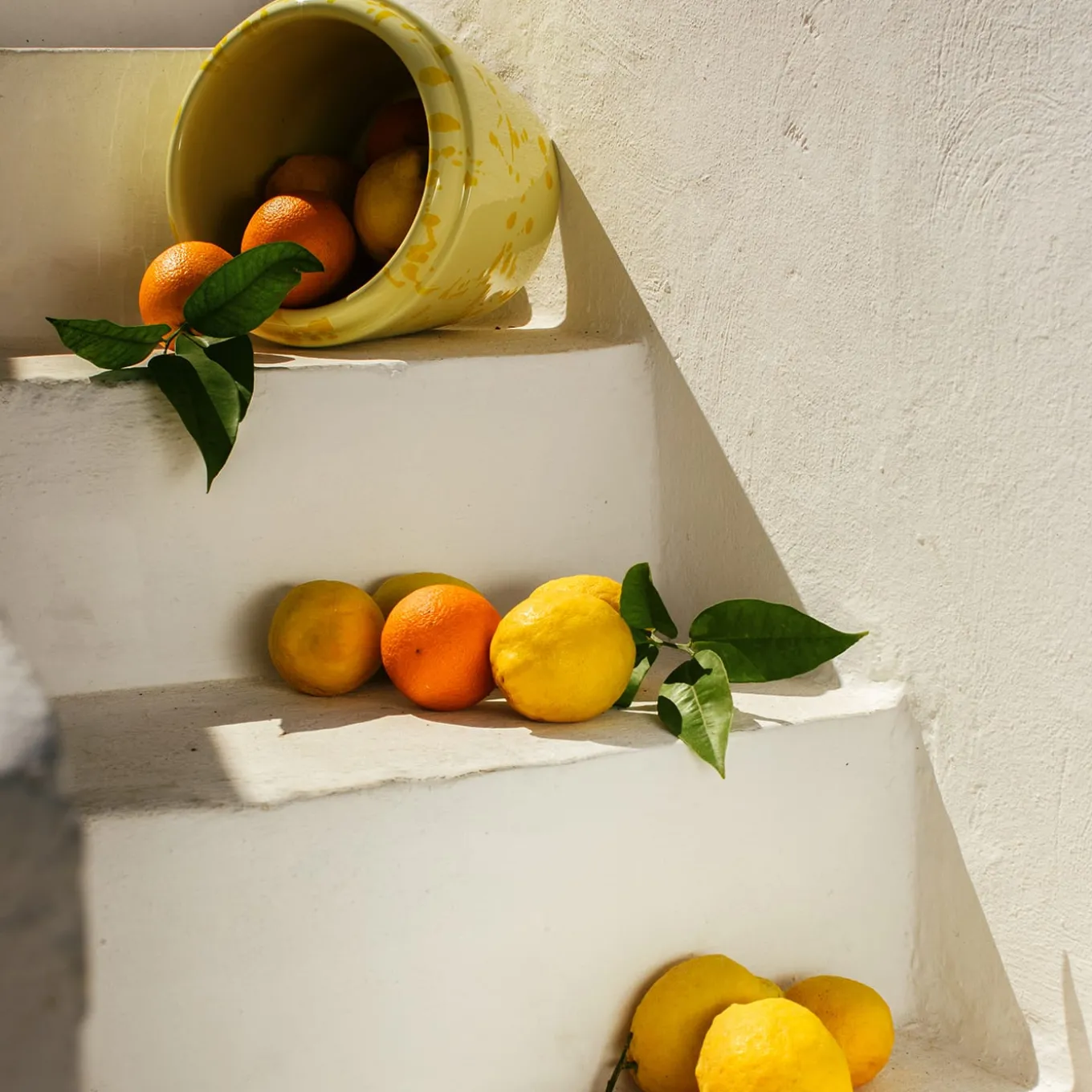 Vaso Cachepot in ceramica giallo e crema