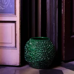 Vaso decorativo Medium Round della serie Onda in Verde Muschio Dorato