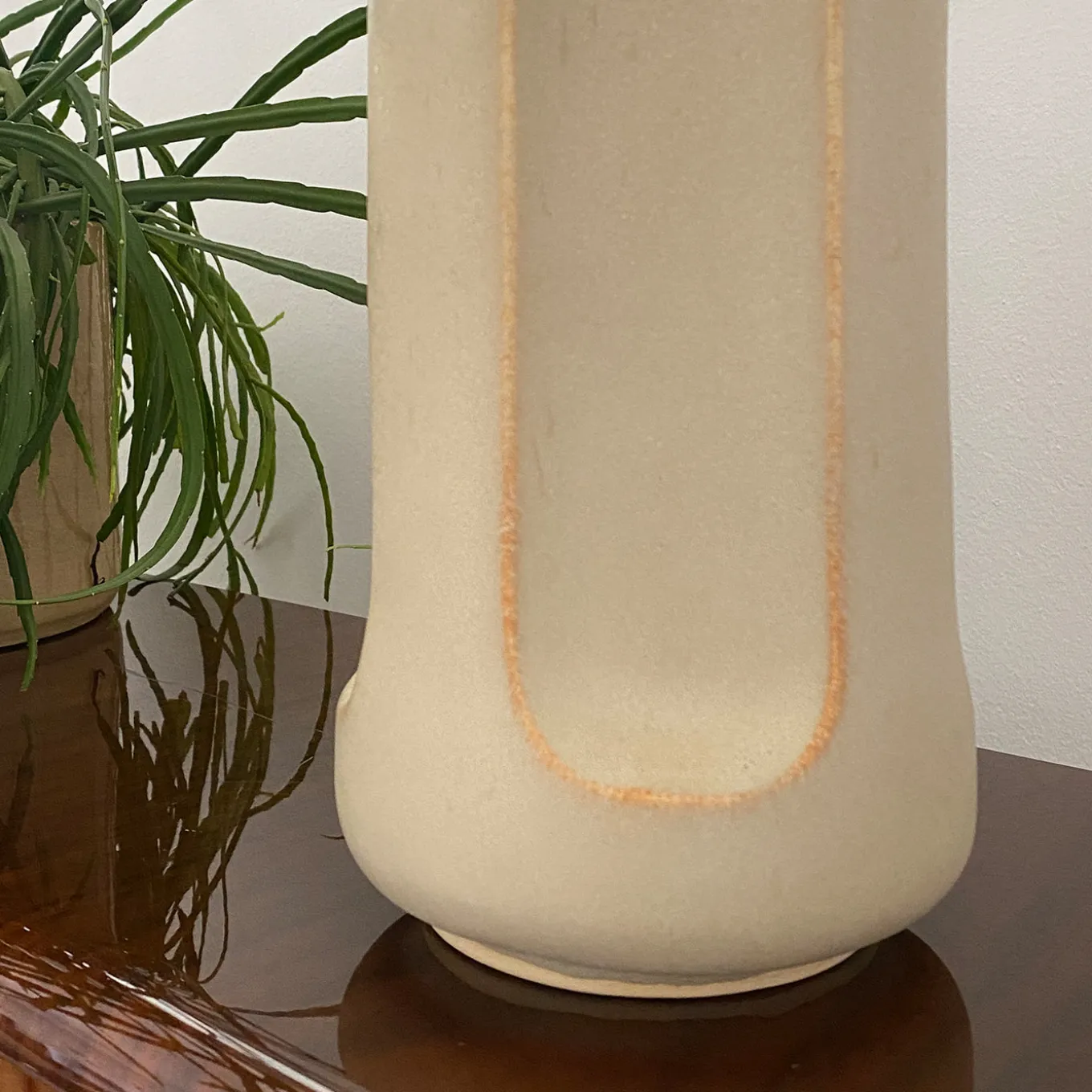 Vaso Giuseppe Sabbia in ceramica smaltata beige opaco
