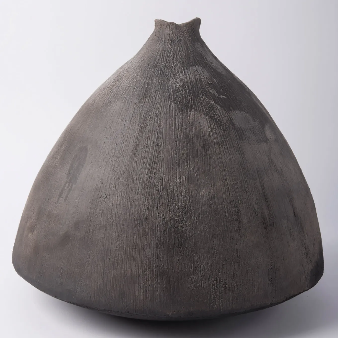 Vaso scultura Ballerina di Nino Basso