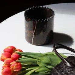 Vaso Triangoli Black&Gold Small di david/nicolas