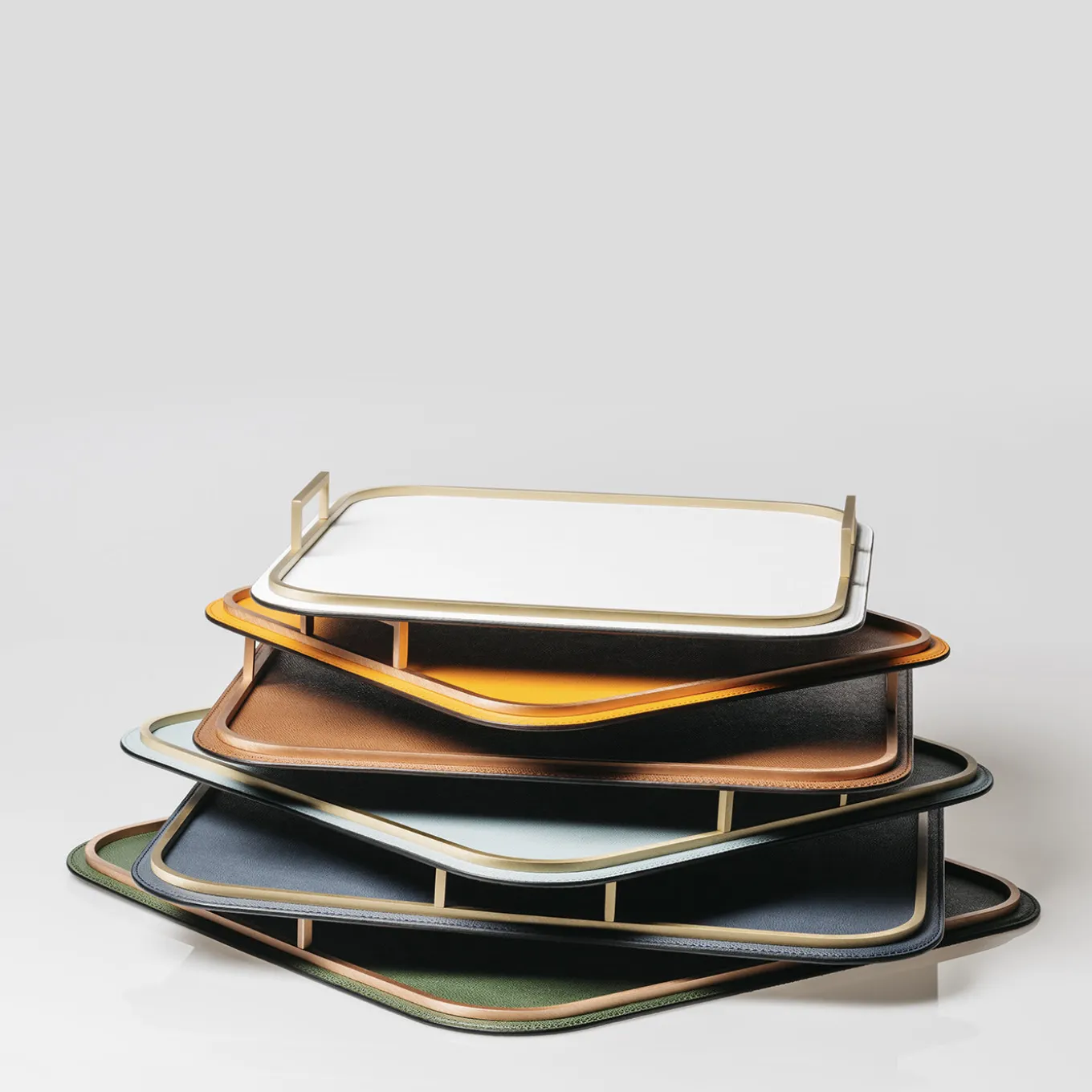 Vassoio quadrato grande Bellini in ottone