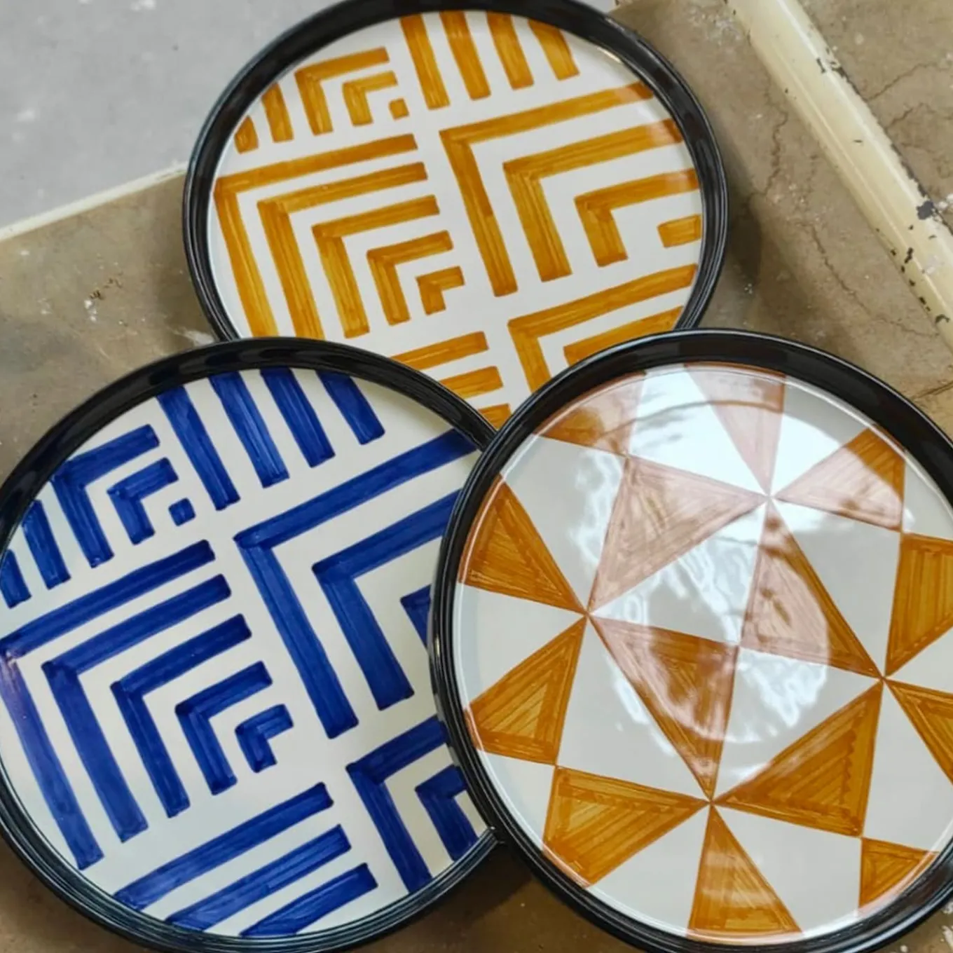 Vassoio rotondo a triangolo arancione