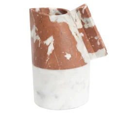 Versi Carafe Small B di Patricia Urquiola