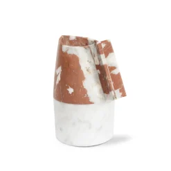 Versi Carafe Small B di Patricia Urquiola